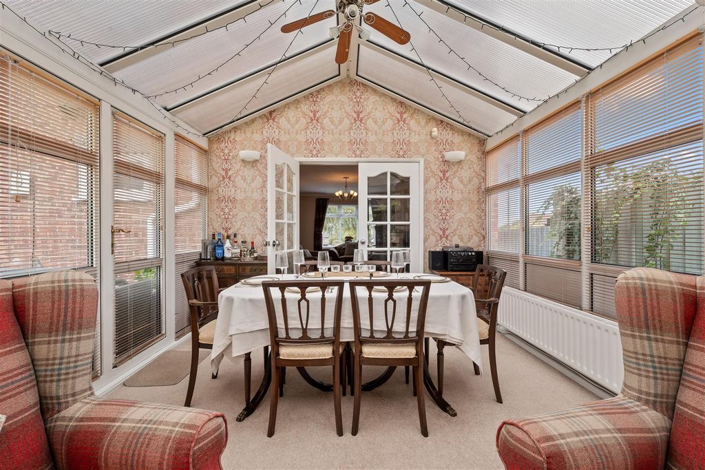 Property photo 3 of 24 P1137471.Jpg