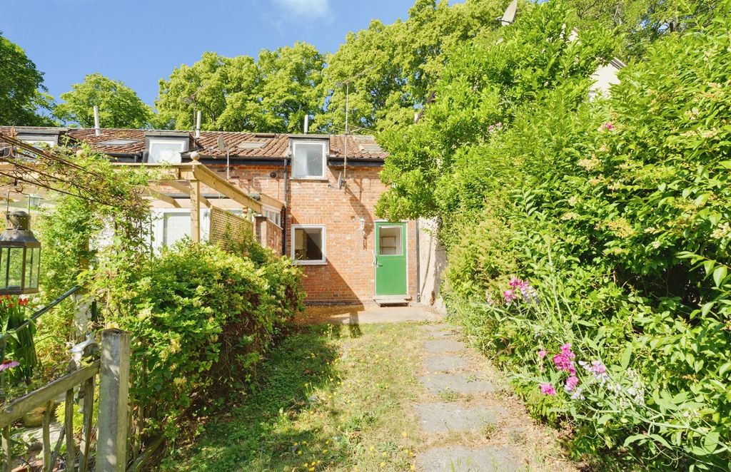 Property photo 2 of 14