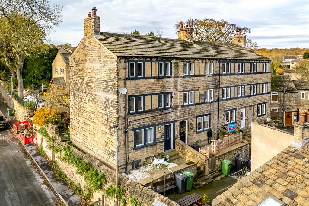 Property photo 1 of 18 Accommodation