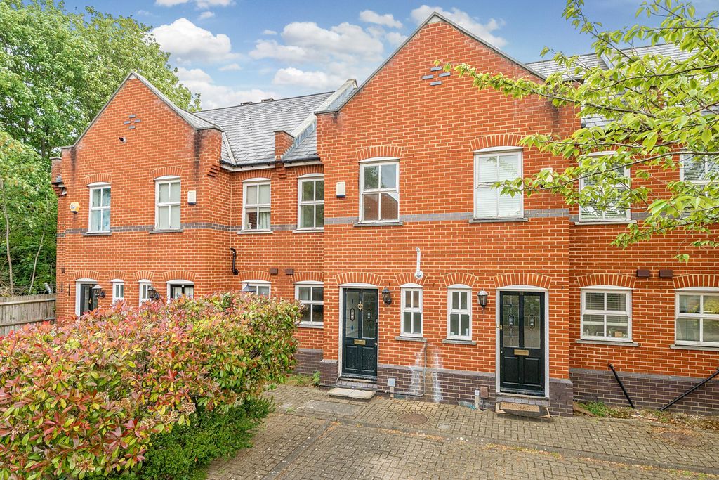 Property photo 1 of 17 1465207-3-6A0Af65...