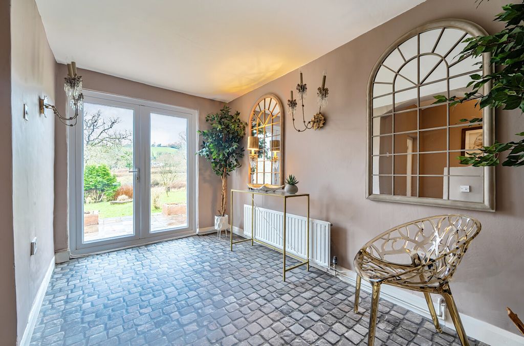 Property photo 2 of 22 1416856-28-6998B1...