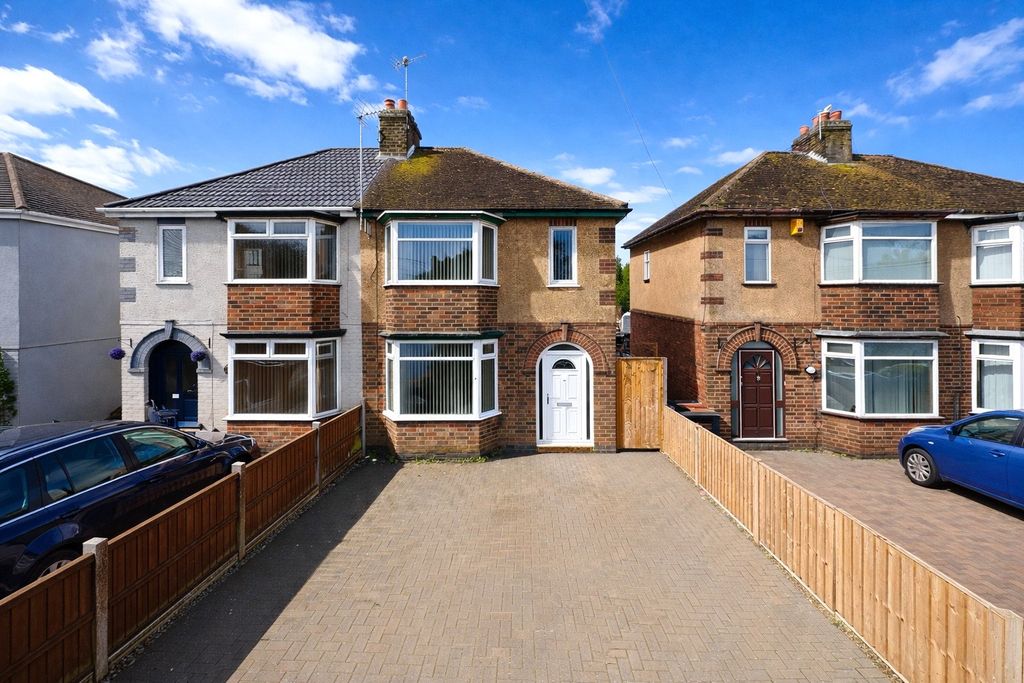 Property photo 1 of 23 Picture No. 11