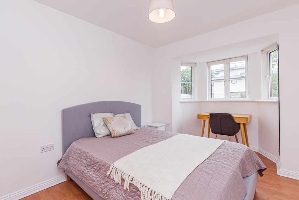 Property photo 2 of 10 Photo 02