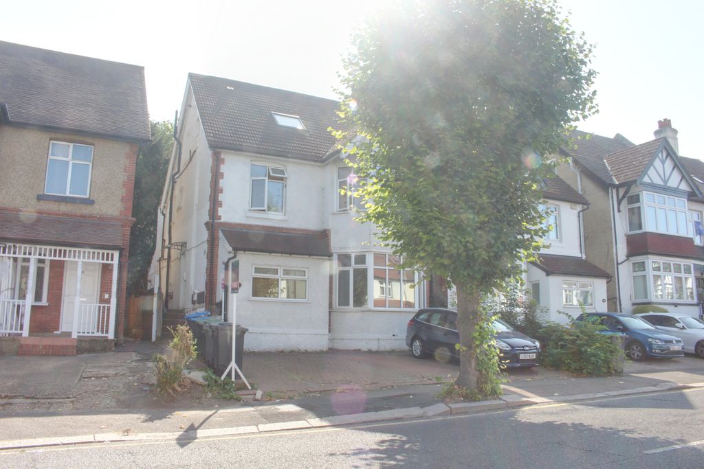 Property photo 1 of 5