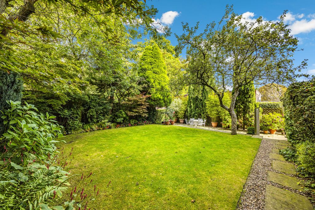 Property photo 3 of 20