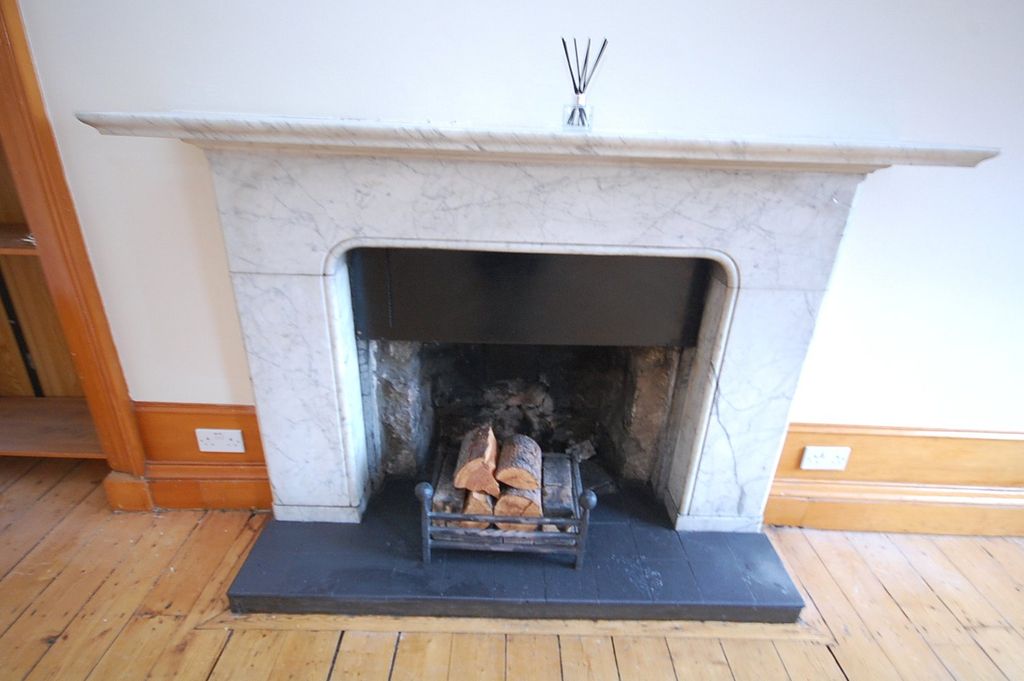 Property photo 3 of 12 Photo 3