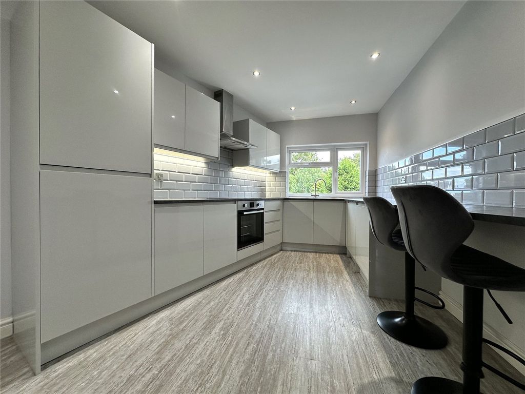 Property photo 3 of 9 Picture No. 07