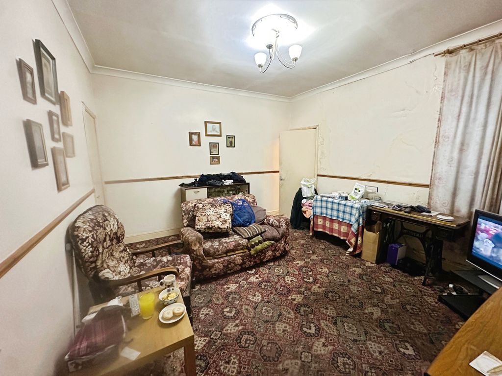 Property photo 2 of 5 Rear Reception Room