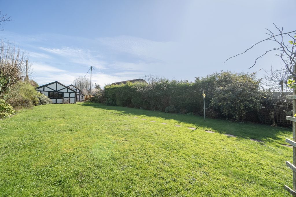 Property photo 2 of 30 1429888-4-69B9488Aed1Da