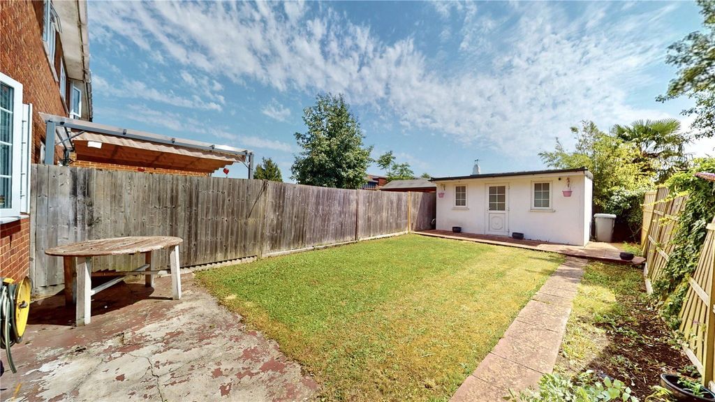 Property photo 3 of 26 Picture No. 63