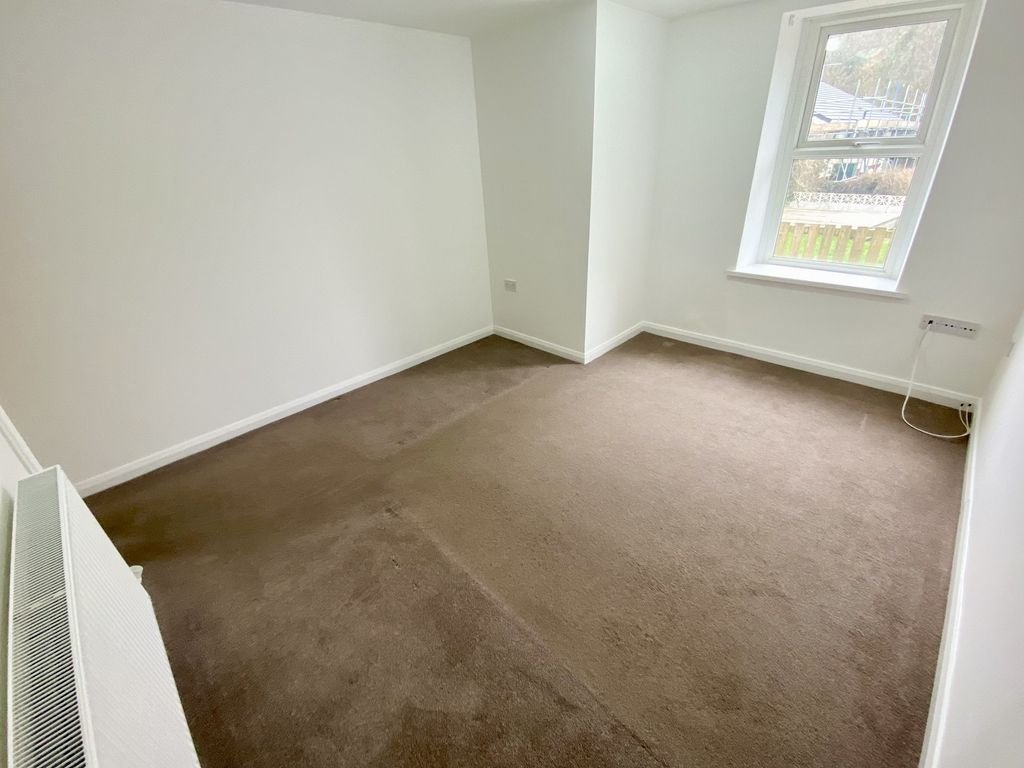 Property photo 2 of 16 Lounge