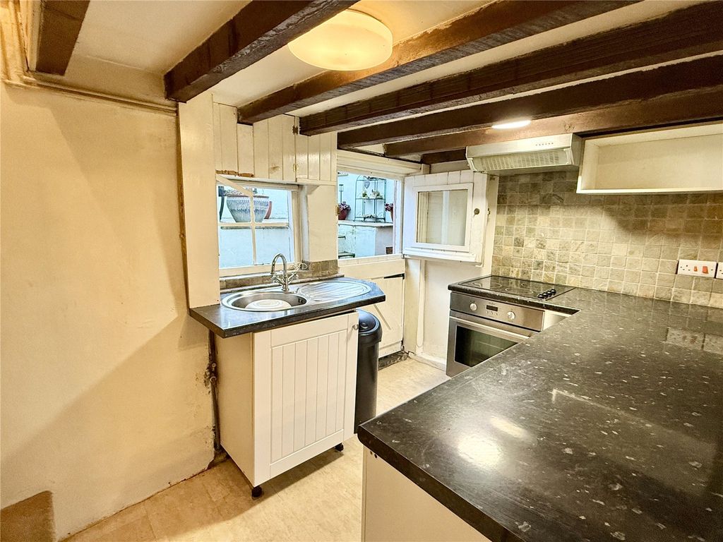 Property photo 3 of 12 Picture No. 02