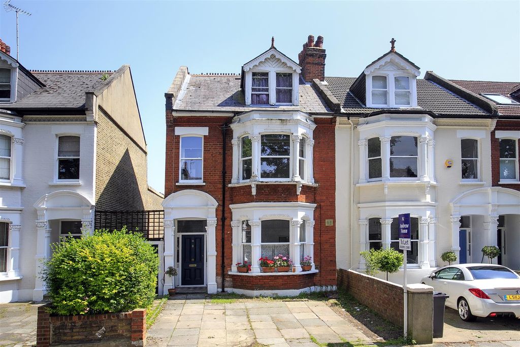 Property photo 1 of 4 Fff, 18 Thorney Hedge Road-01.Jpg