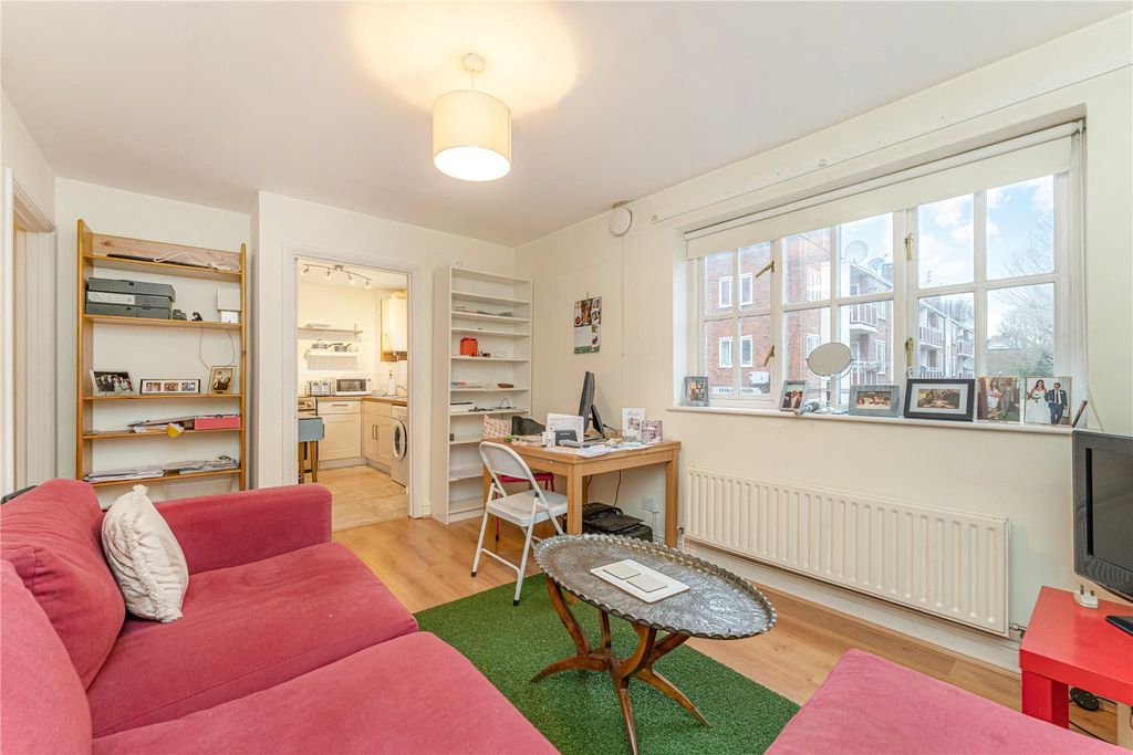 Property photo 1 of 8 Picture No. 08