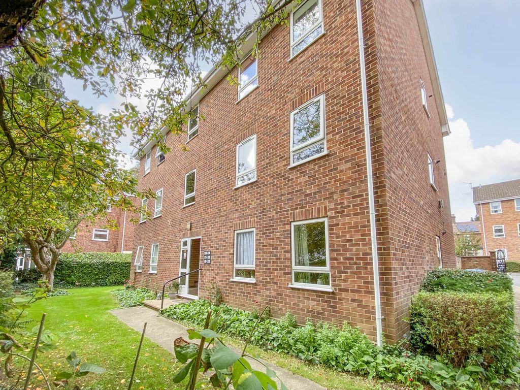 Property photo 1 of 6