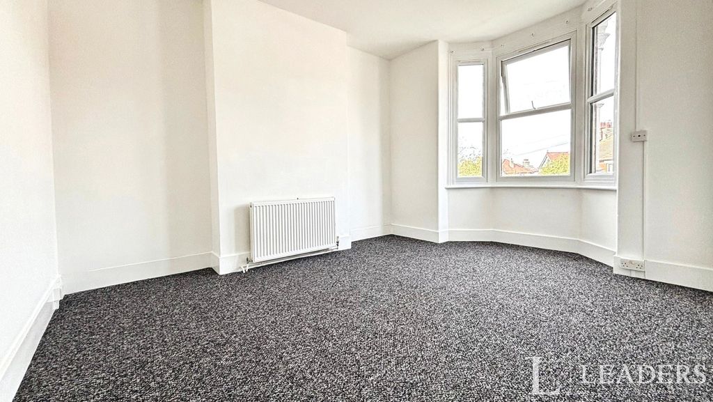 Property photo 1 of 10 Room