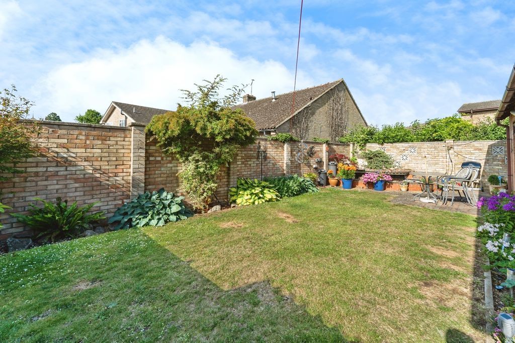Property photo 3 of 17 Photo