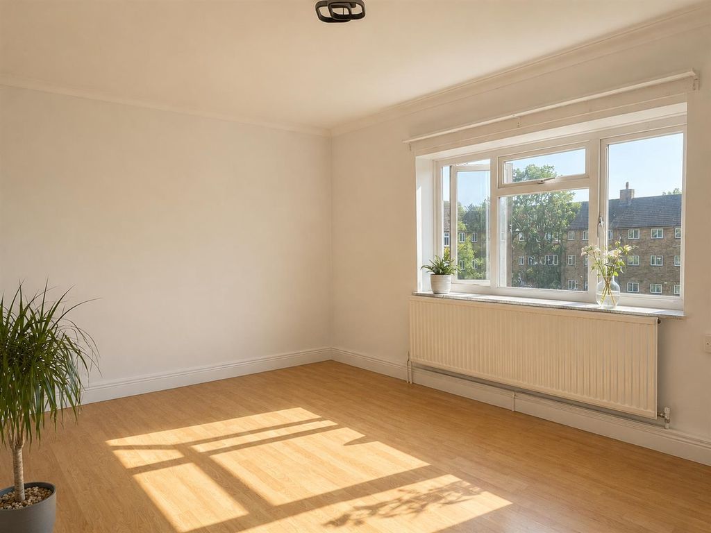 Property photo 2 of 7 F06F156A-30Ea-4c9A-Be36-5F6B75245403.Png
