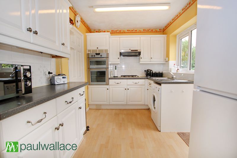 Property photo 3 of 14 Kitchen