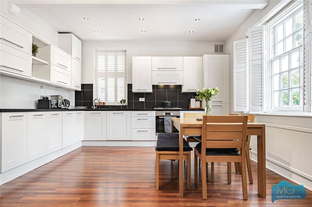 Property photo 2 of 7 Picture No. 06