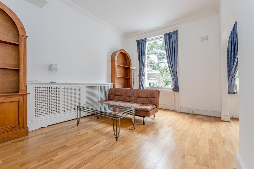 Property photo 1 of 14 Living Room