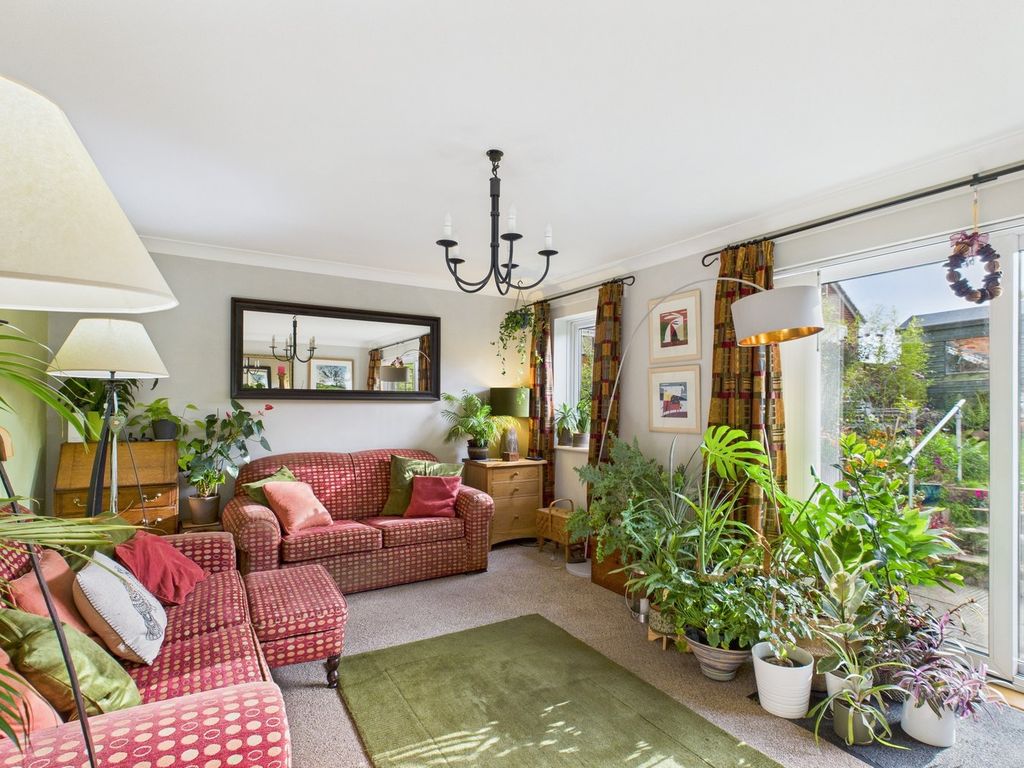 Property photo 2 of 19