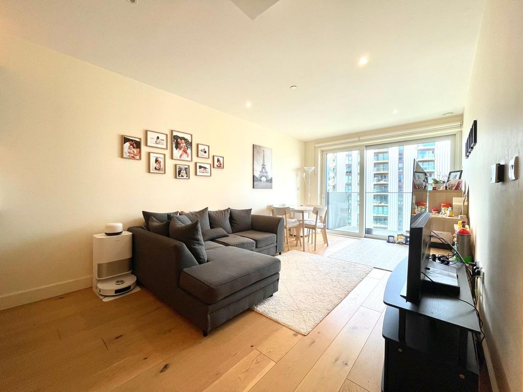 Property photo 1 of 14 Two Bedroom Apartment To Rent