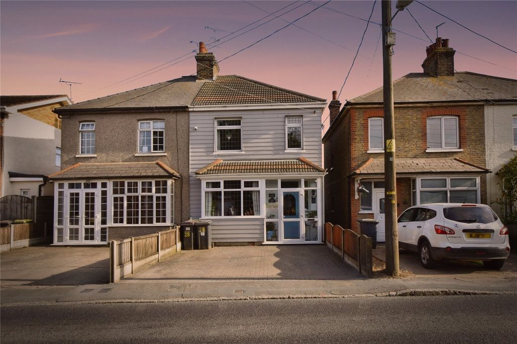 Property photo 1 of 19 Front Dusk