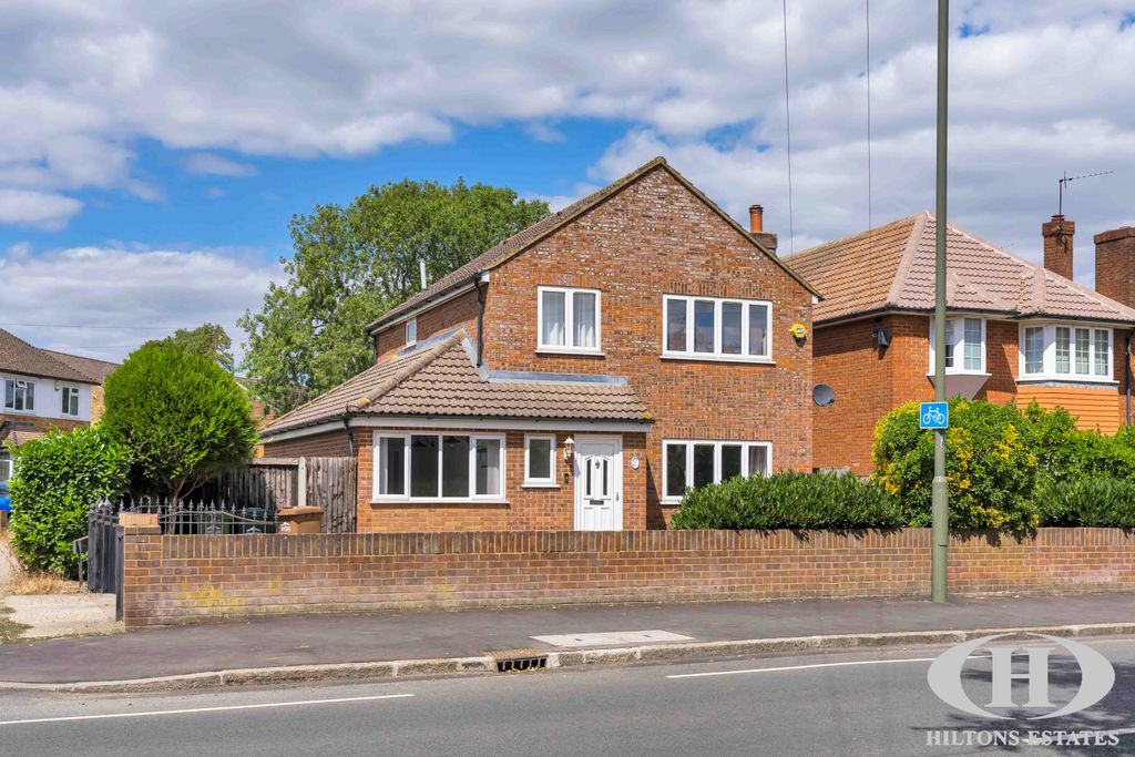 Property photo 1 of 27