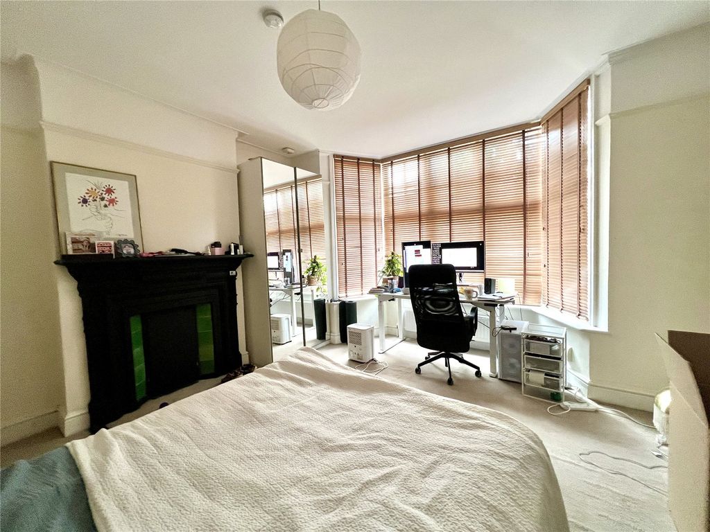 Property photo 3 of 12 Bedroom
