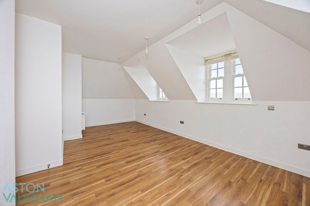 Property photo 2 of 16 4814291