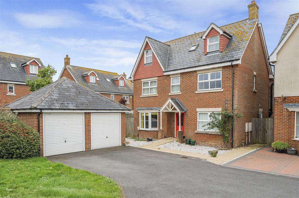 Property photo 1 of 29 Front