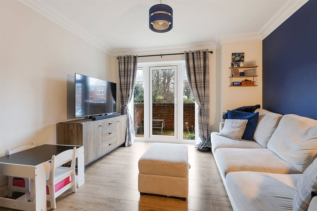 Property photo 2 of 13 Picture No. 03