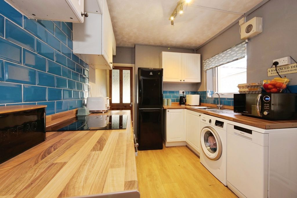 Property photo 3 of 18 Pbox-Img.Jpg