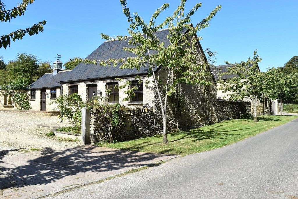 Property photo 2 of 22 Picture No. 05