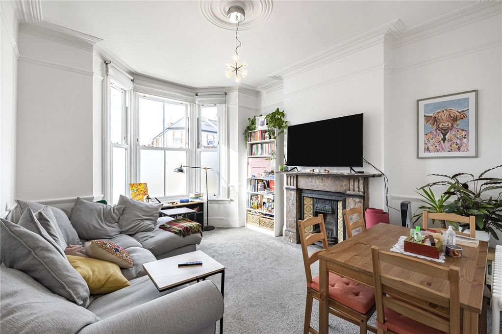 Property photo 1 of 12 Picture No. 13