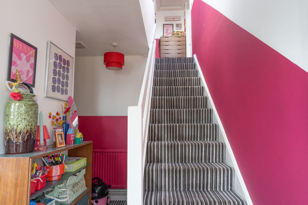 Property photo 3 of 20 19