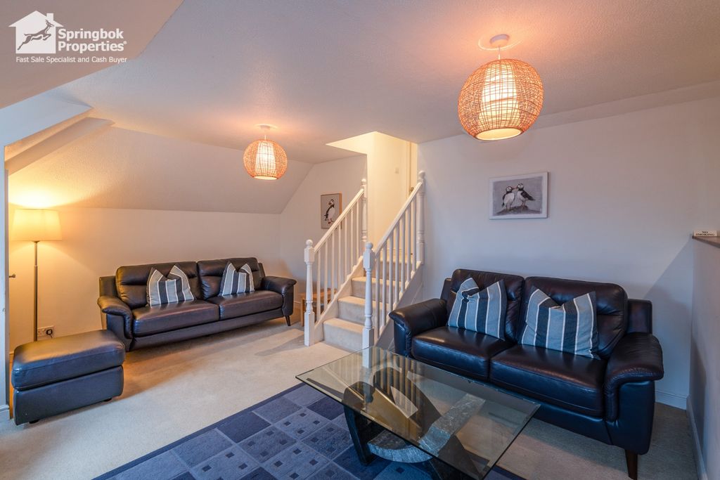 Property photo 2 of 17 Image 2