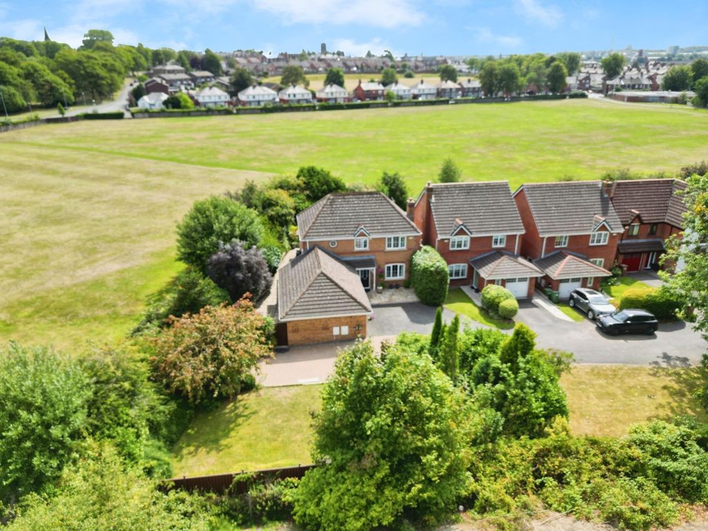 Property photo 2 of 48