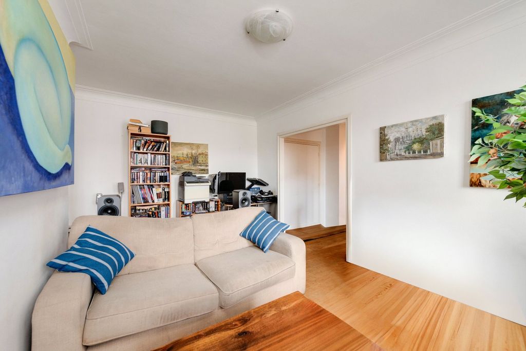 Property photo 2 of 7 Picture No. 05