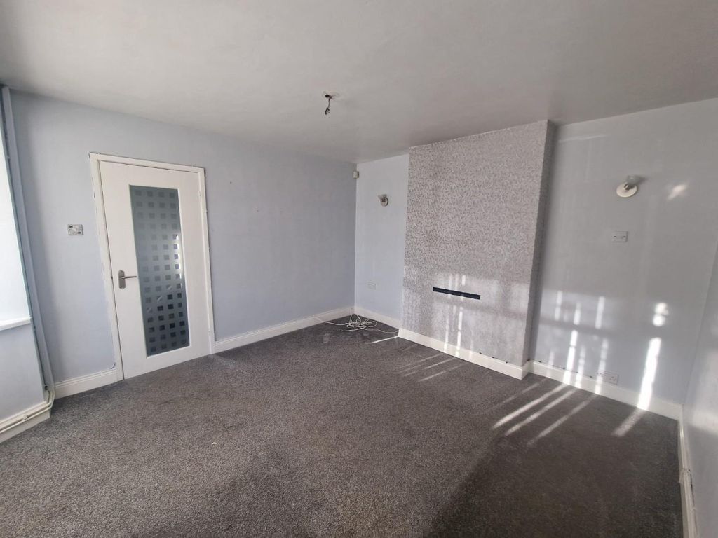 Property photo 3 of 15 1.Jpg