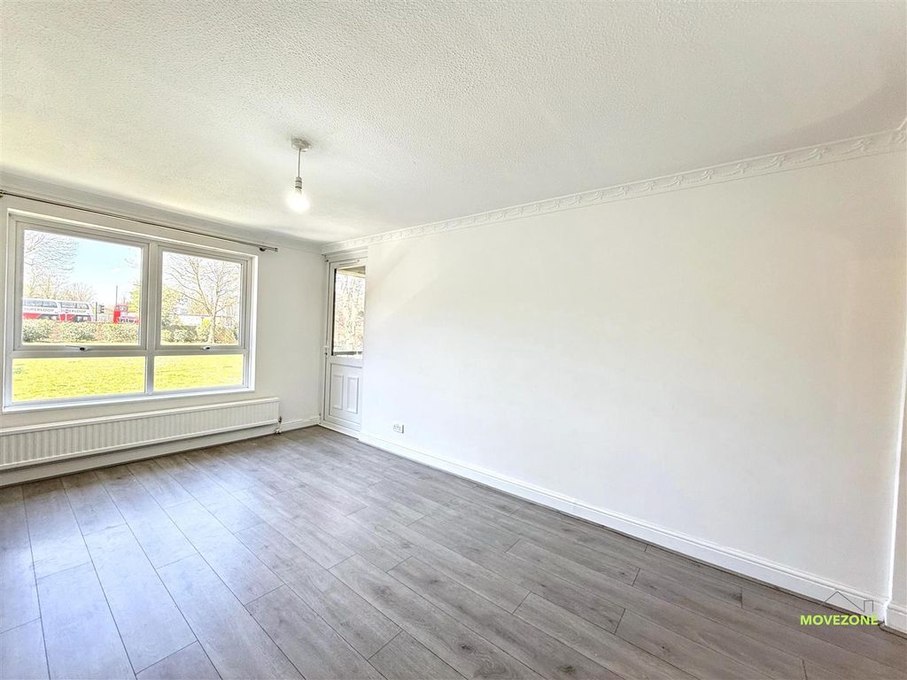 Property photo 3 of 8 Img_8836.Jpg