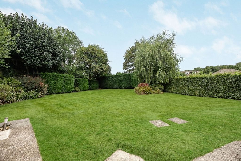 Property photo 3 of 24