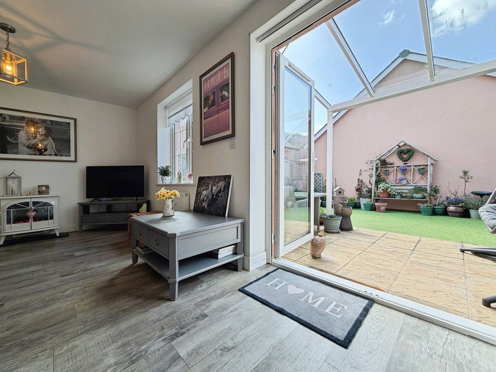 Property photo 3 of 23