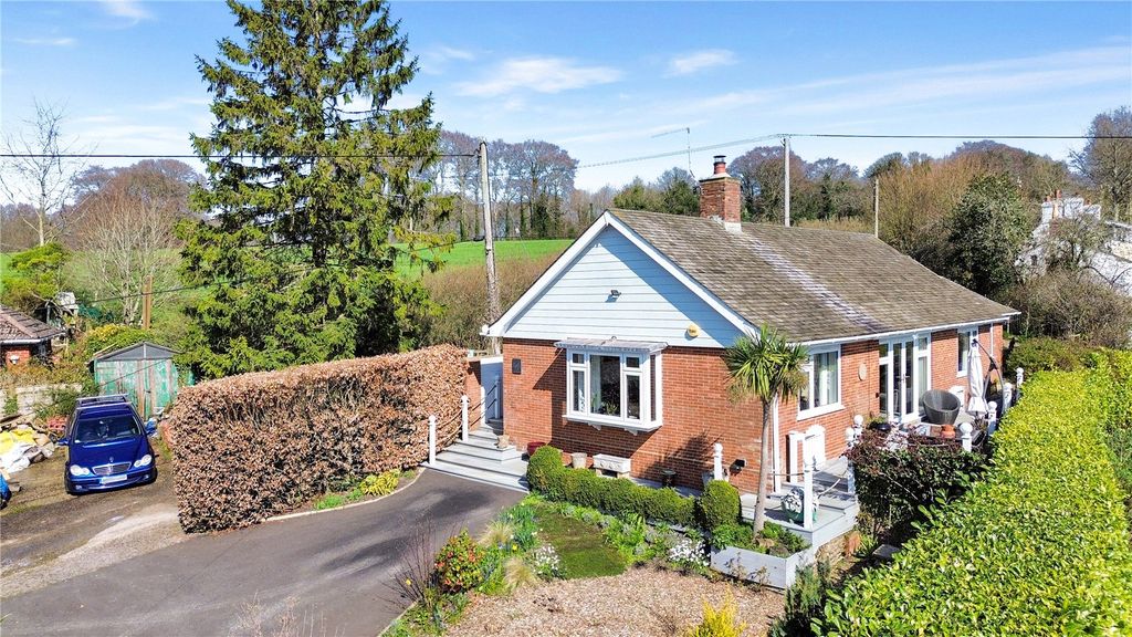 Property photo 1 of 31 Picture No. 06