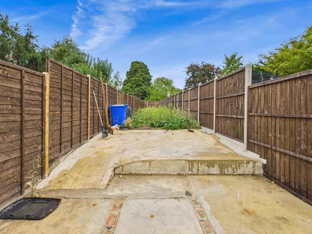 Property photo 2 of 13 Picture No. 37