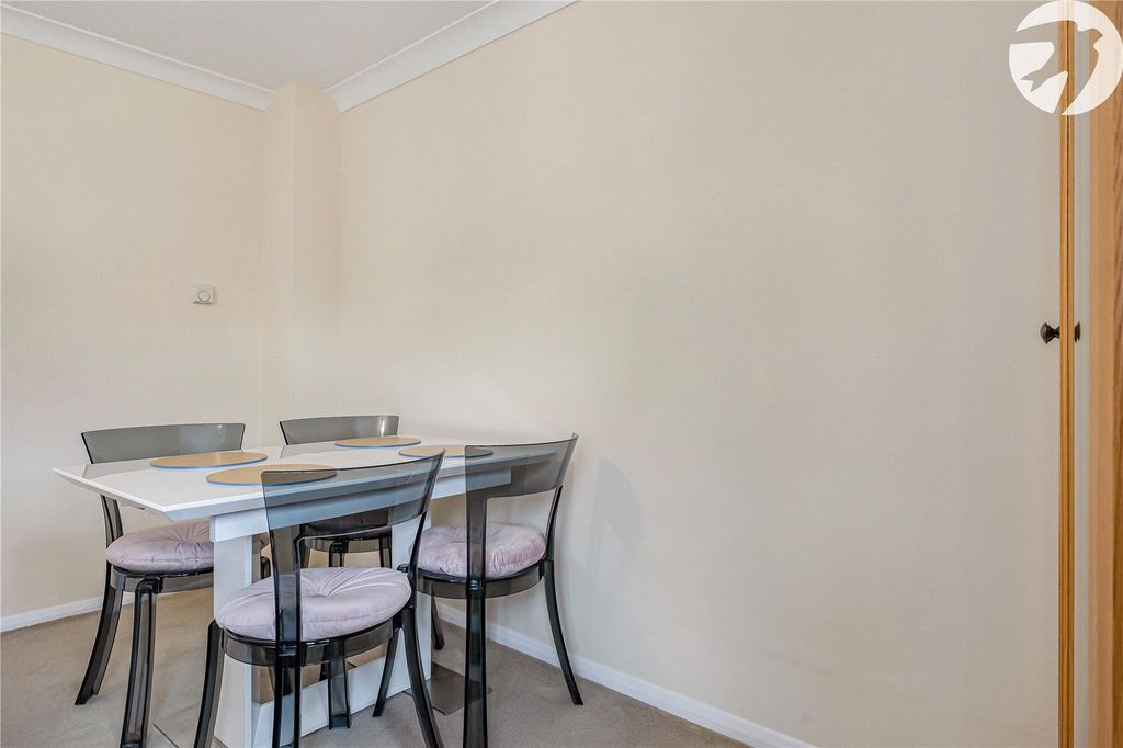 Property photo 3 of 43 Dining Area