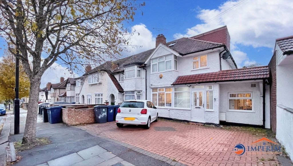 Property photo 1 of 23