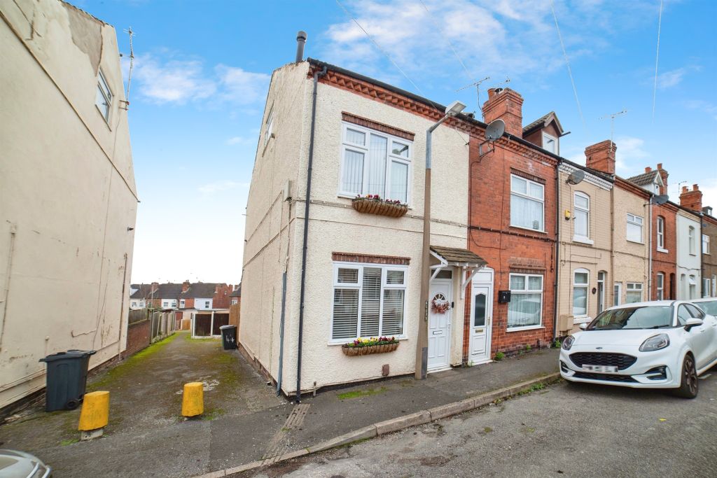 Property photo 1 of 34