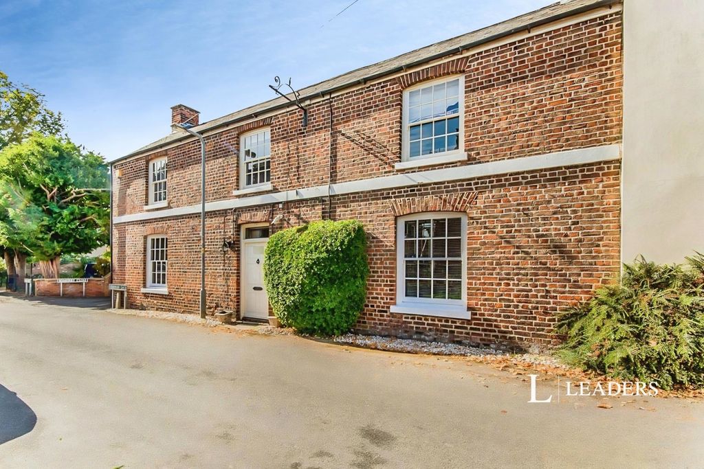 Property photo 1 of 17 Pbox-Img.Jpg